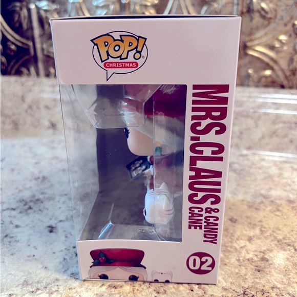 FUNKO POP! Santa & Mrs. Claus Both New In Box - Picture 10 of 16